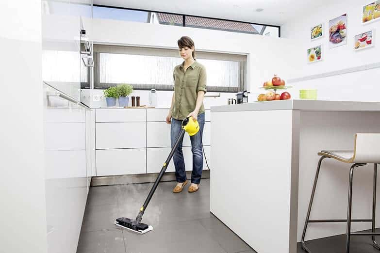 Guía para comprar la mejor vaporeta del 2021 imagen 35 limpieza con vapor de la cocina