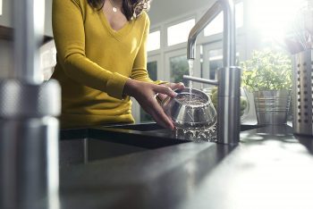 Las mejores licuadoras baratas para hacer zumo en el 2020 imagen 12 limpieza de una licuadora