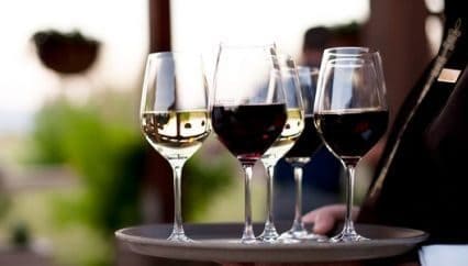 Los mejores sacacorchos eléctricos de 2020 imagen 36 cata de vino blanco y vino tinto