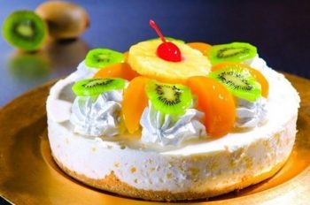 tarta de frutas con ingredientes frescos