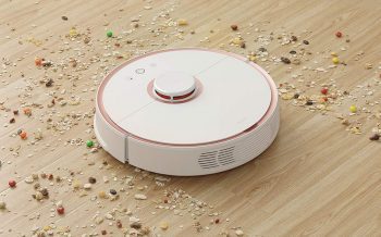 Robot aspirador Xiaomi: Guía detallada para comprar el mejor modelo del 2020 imagen 36 robot aspirador xiaomi barriendo suciedad