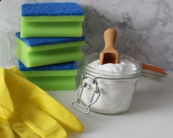 5 trucos de limpieza con el microondas que te sorprenderán imagen 3 Limpieza-microondas_bicarbonato