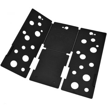 5 cintreurs de t-shirts qui vous faciliteront la vie image 3 Table-pour-vêtements-pliables-BoxLegend