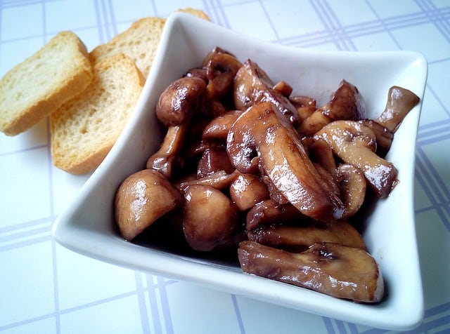 Champiñones al ajillo con el robot de cocina imagen 7 tapa-de-champiñones-al-ajillo