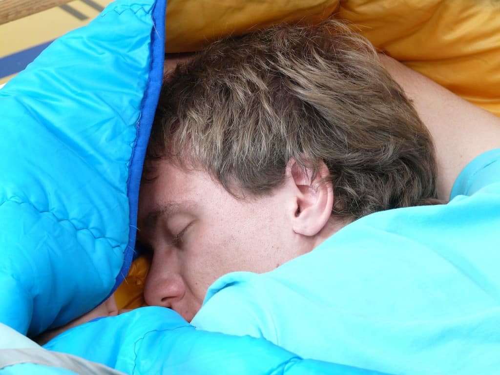 6 consejos para bajar los michelines y cuidar la salud imagen 4 Cuida-de-tus-hábitos-de-sueño
