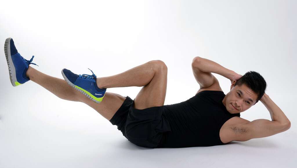 4 types d'abdominaux pour renforcer l'image du ventre 6 abdominal_bike