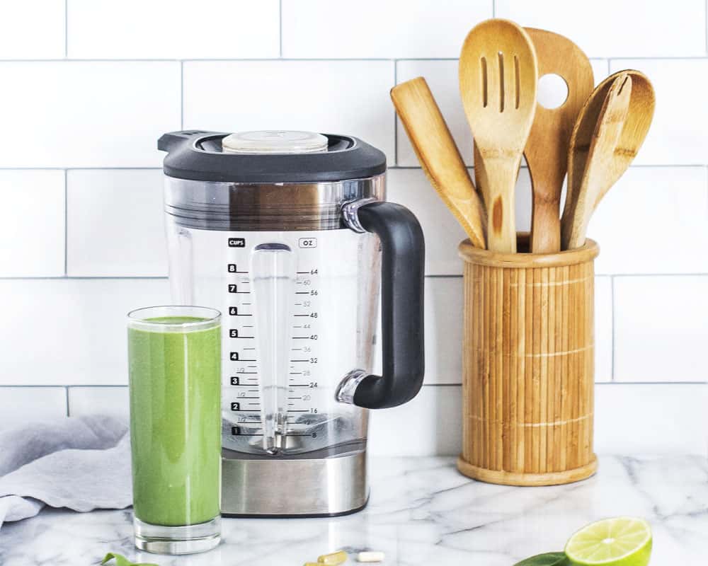 ¿Qué son los jugos detox? imagen 5 usar-una-batidora-para-hacer-un-jugo-detox