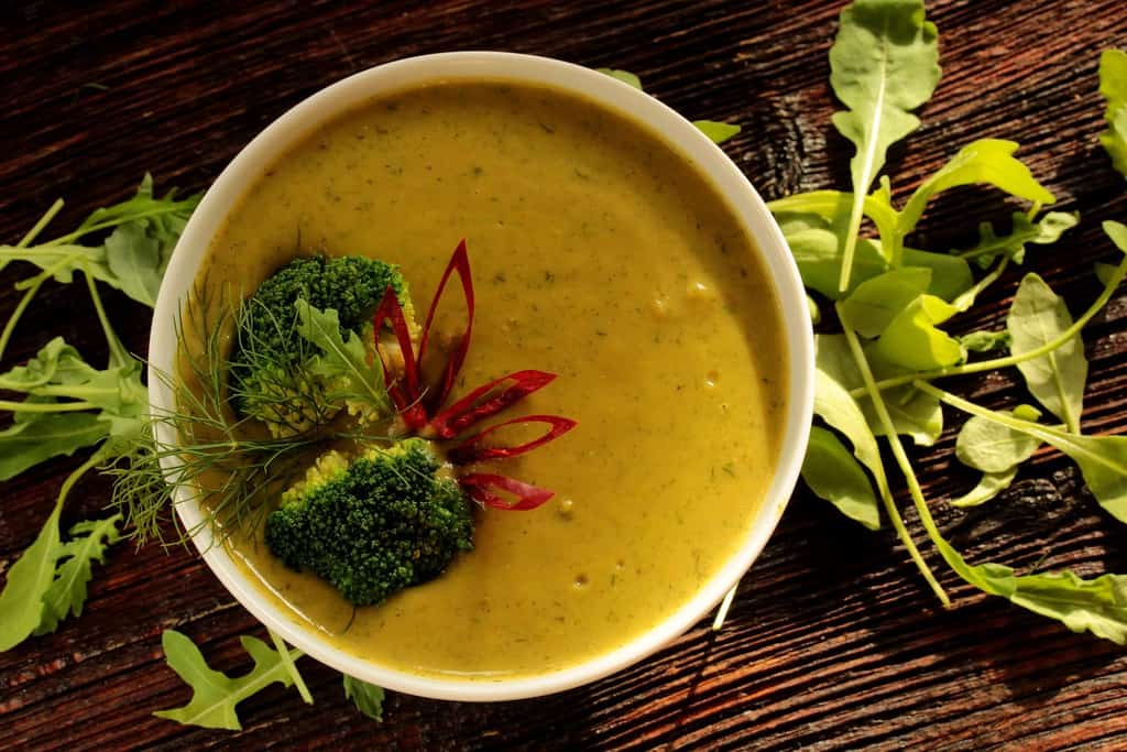 ¿Qué significa ser crudivegano? imagen 12 crema-de-verduras