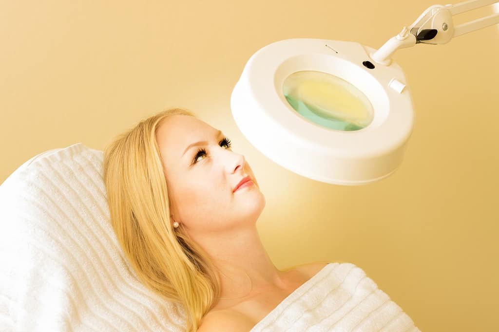 ¿Cada cuánto tiempo tengo que hacerme una limpieza de cutis? imagen 7 limpieza-de-cutis-según-el-tipo-de-piel