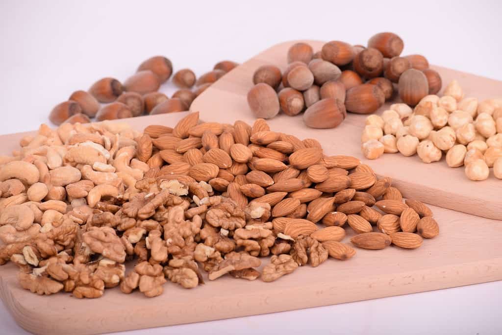 ¿Qué significa ser crudivegano? imagen 19 variedad-de-frutos-secos