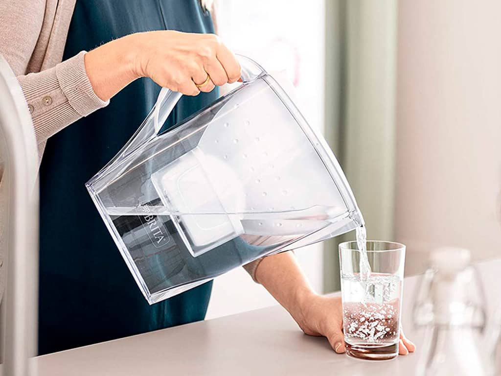 Review corta de jarras de filtrado de agua