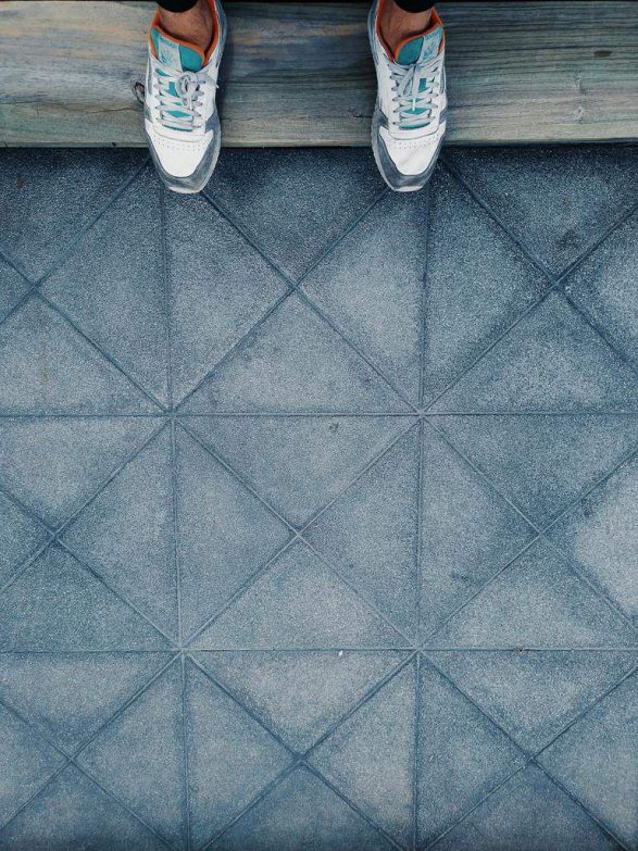 Cómo usar un limpiador para azulejos (Grout Cleaner) imagen 1 usar-un limpiador-para-azulejos sucios o desgastados