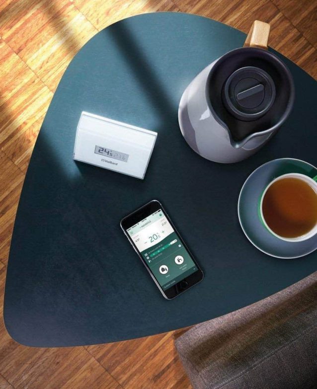 Análisis y review del termostato Vaillant Vsmart imagen 4 pantalla led integrada y aplicación móvil