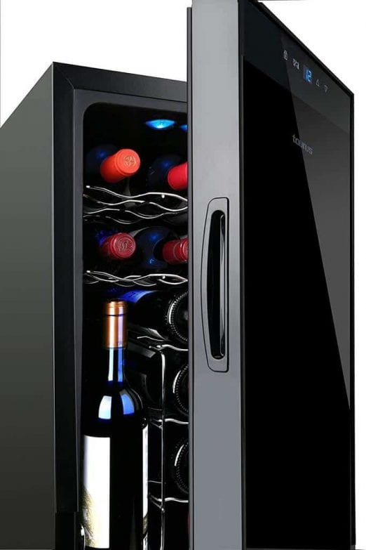 Las mejores vinotecas pequeñas para tener en casa imagen 23 puerta y cristal frontal de las vinotecas pequeñas
