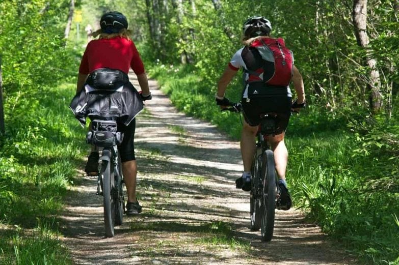 10 consejos para iniciarte en el senderismo imagen 7 sendero para ciclistas