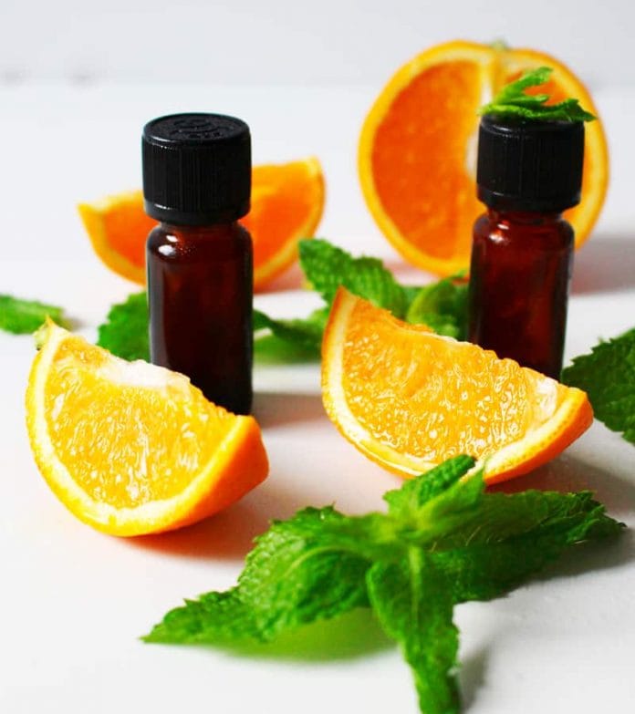 Cremas reductoras de abdomen con aceite de naranja