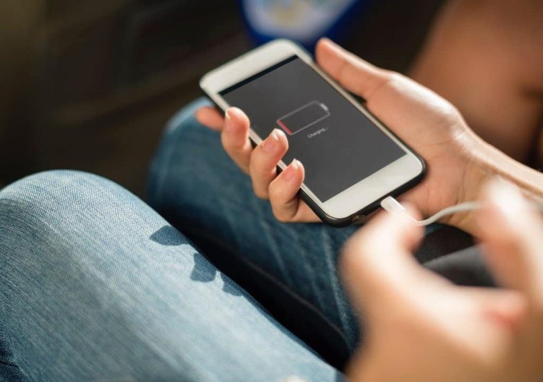 Qué es el efecto memoria de la batería imagen 2 móvil sin batería cargando