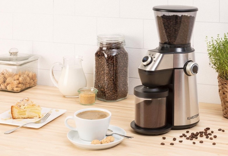 Guía para comprar el mejor molinillo de café eléctrico imagen 20 cantidad de café en el depósito del molinillo eléctrico