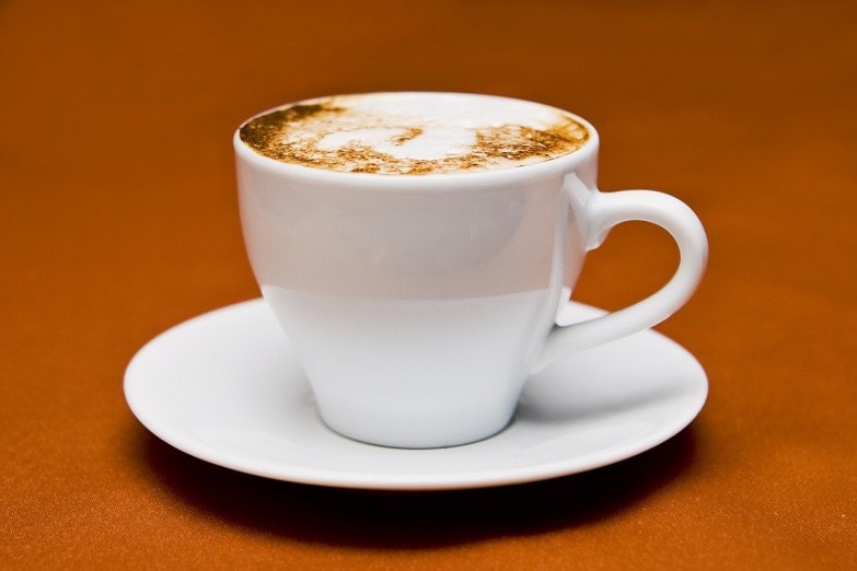 ¿Cuáles son los antioxidantes y nutrientes del café? imagen 2 nutrientes del café en una taza