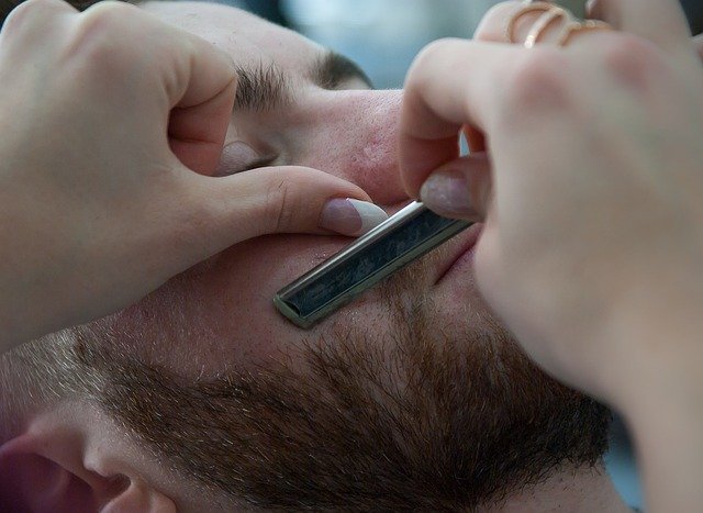 Consejos para conseguir un afeitado perfecto imagen 2 afeitado perfecto con navaja de barbero