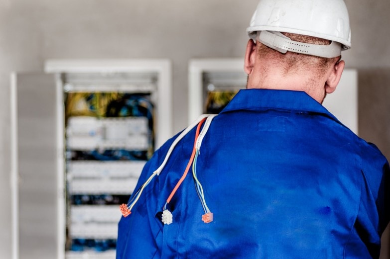 La gran mayoría de problemas eléctricos en el hogar se resuelven con ayuda de una pinza amperimétrica