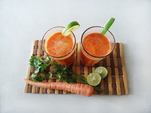 Consejos para preparar las mejores recetas con una licuadora imagen 1 Los zumos son nutritivos y fáciles de preparar.