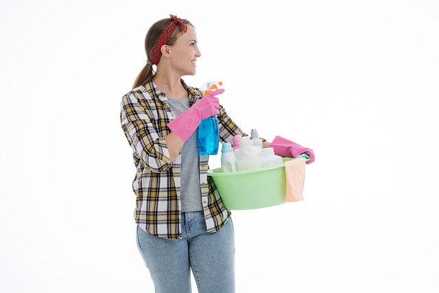 La limpieza profunda de la casa es necesaria para librarse de las manchas, los malos olores y la acumulación de gérmenes.