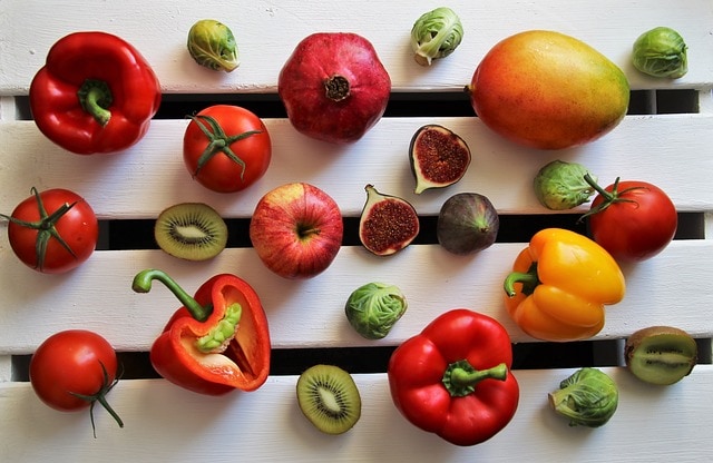 La combinación de frutas y verduras es ideal para preparar zumos naturales. 