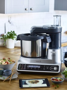 Robot Kenwood con varios programas de cocina