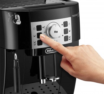 Cafetera superautomática con diferentes programas