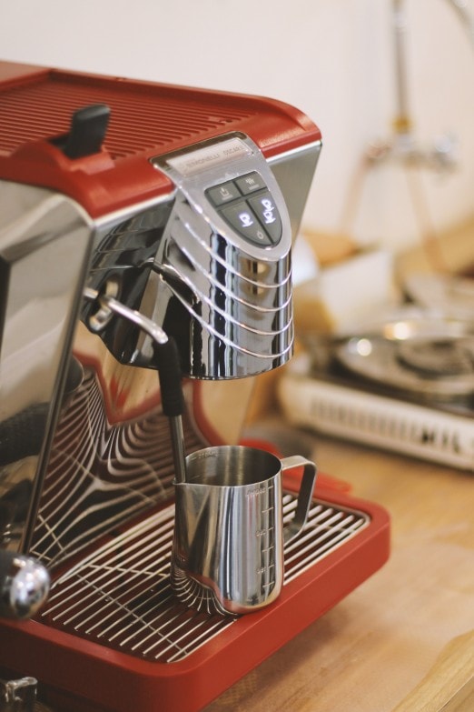 La mejor cafetera superautomática ¿Cuál comprar en el 2021? imagen 14 Cafetera superautomática y sus diferencias con una cafetera semiautomática y una automática