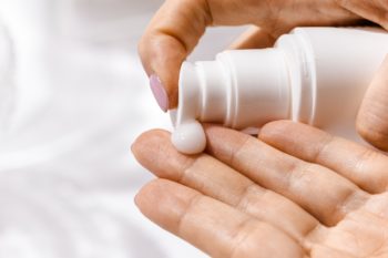 El contenido de las cremas reafirmantes para senos viene desde 50 ml hasta 500 ml