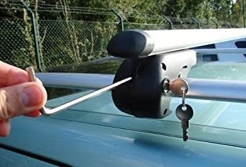 Instalación de baca para coche