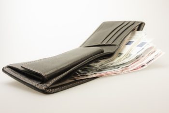 Puedes conseguir una pistola de masaje muscular duradera que se adapte a tu bolsillo, por menos de 200 euros