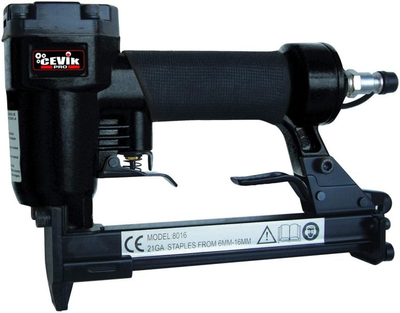 Grapadora neumática Cevik R8016/C
